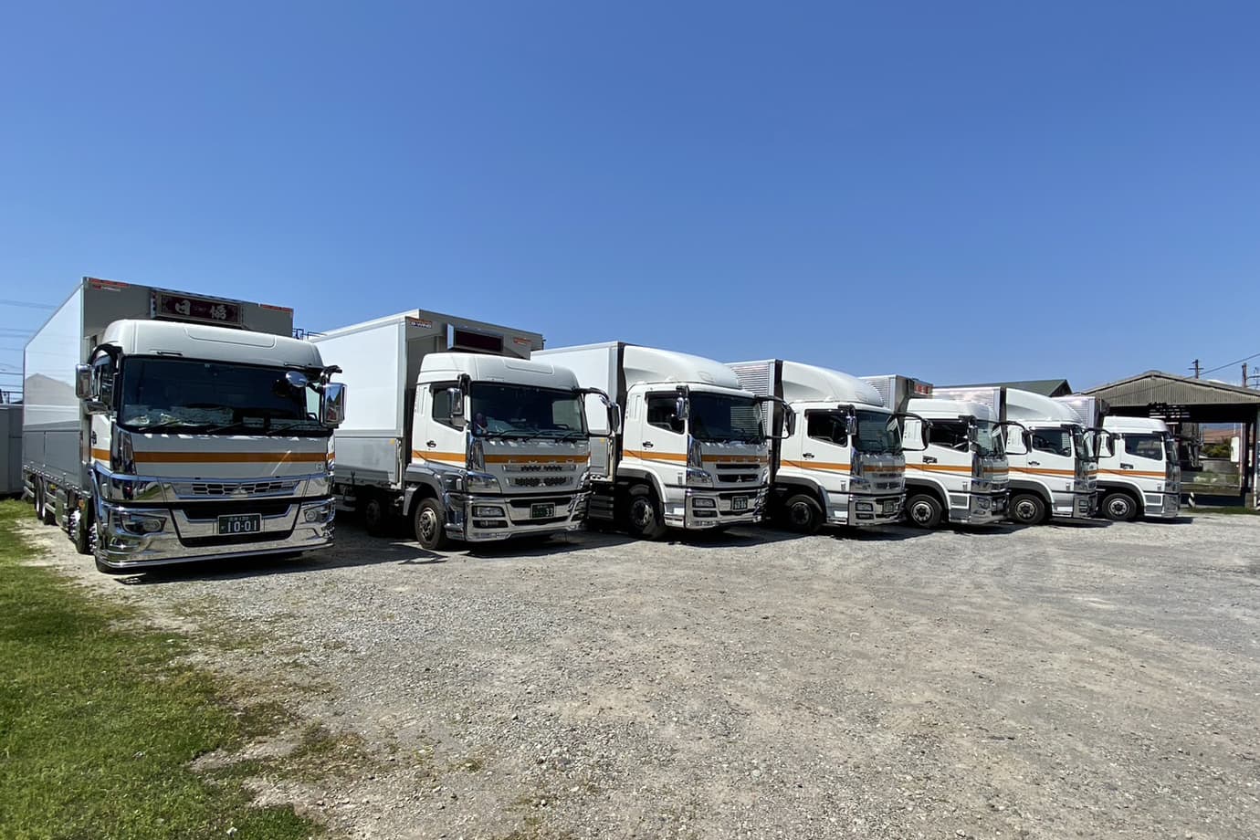 沼津市の運送会社のトラック